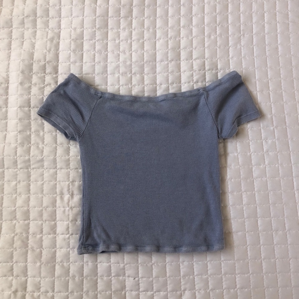 BRANDY MELVILLE off shoulder top